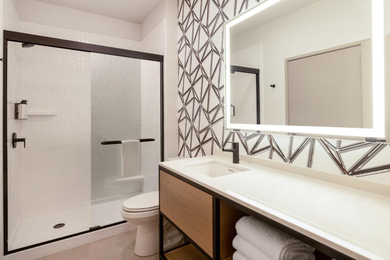 Atwell Suites - Denver Airport Tower Road By Ihg Экстерьер фото